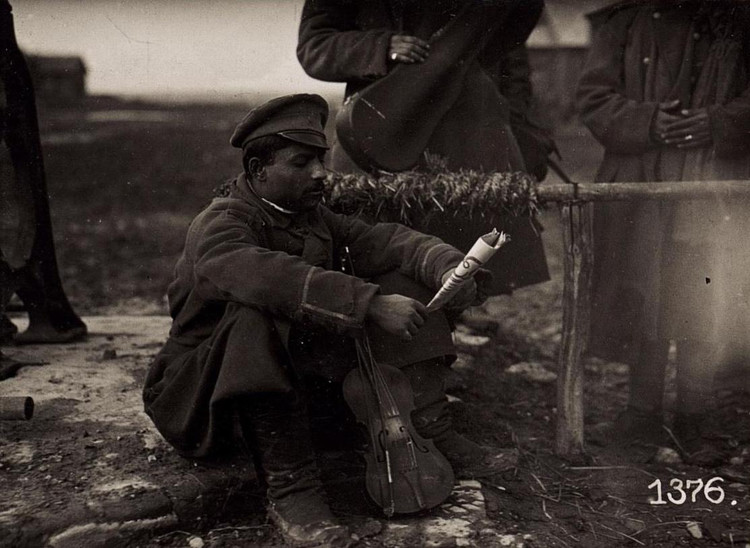 Ein Heimkehrer aus der russischen Kriegsgefangenschaft