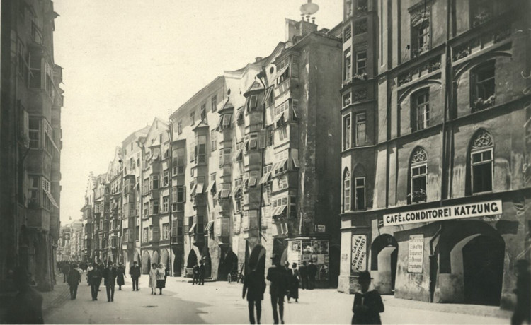 Die Herzog-Friedrich-Straße in Innsbruck um 1910